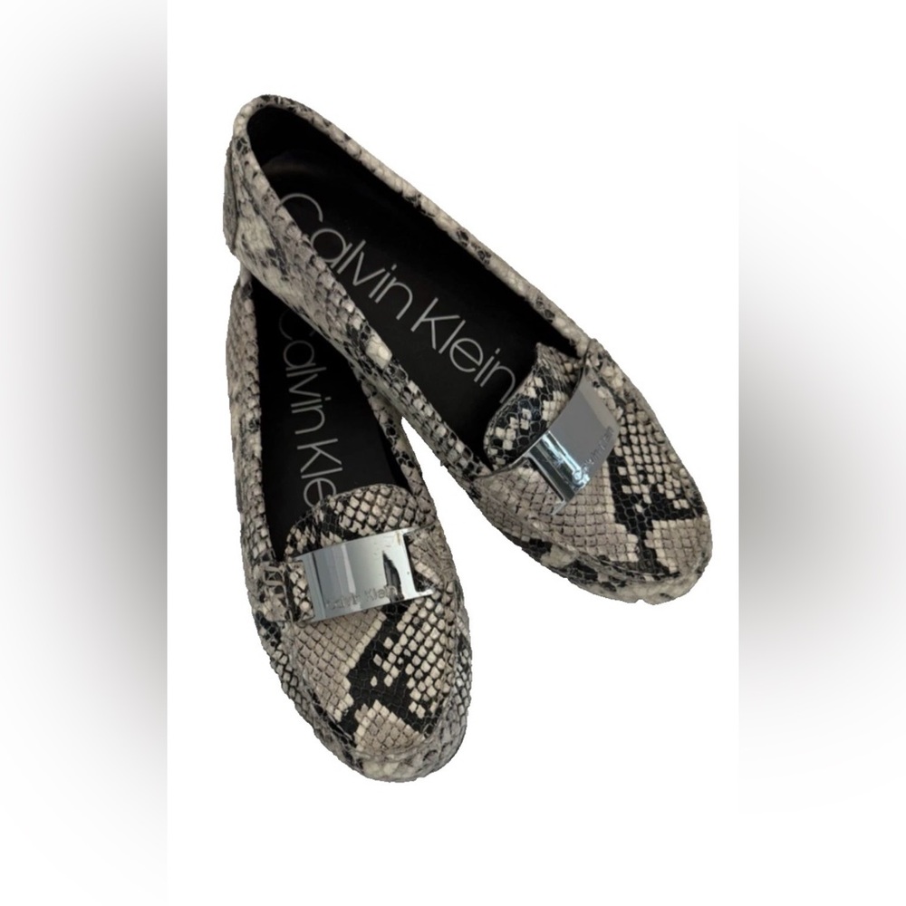Calvin Klein Lisette Black/White Snake Skin Print Leather Flats Women's Size 6.5